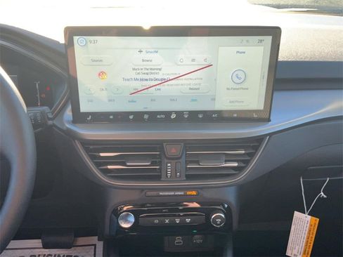 New 2025 Ford Escape SE FWD image 22