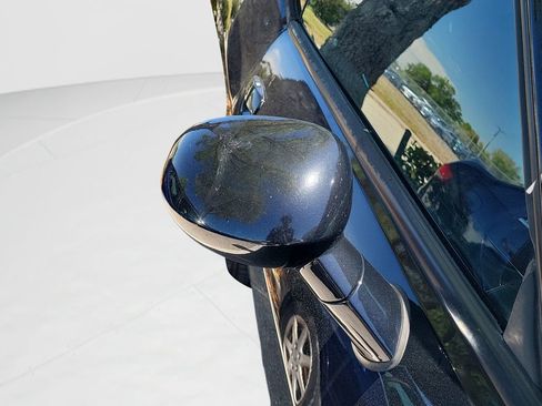 Used 2019 Dodge Challenger SXT w/ Blacktop Package image 5