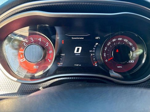 Used 2019 Dodge Challenger SRT Hellcat w/ Plus Package RWD image 21