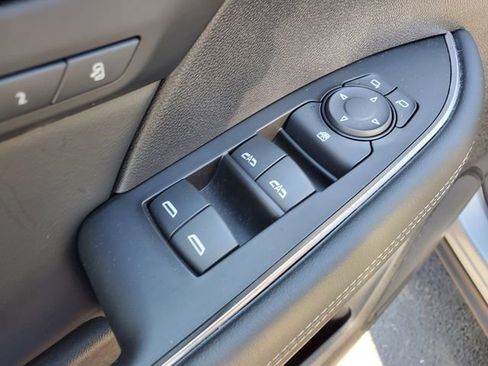 Certified 2023 Buick Envision Essence AWD/4WD image 22