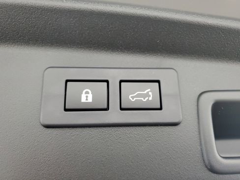 New 2026 Subaru Outback Touring XT image 34