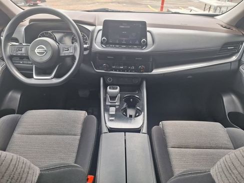 Certified 2021 Nissan Rogue SV image 10