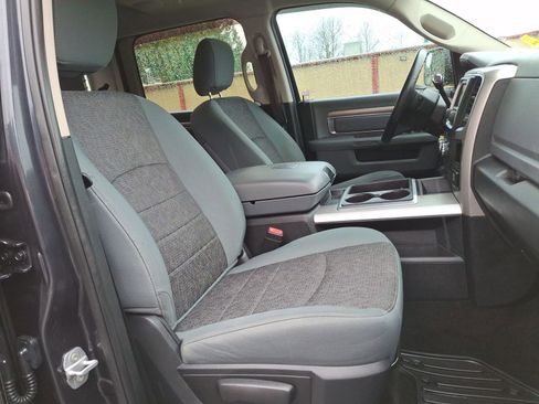 Used 2015 RAM 3500 SLT w/ Luxury Group image 23