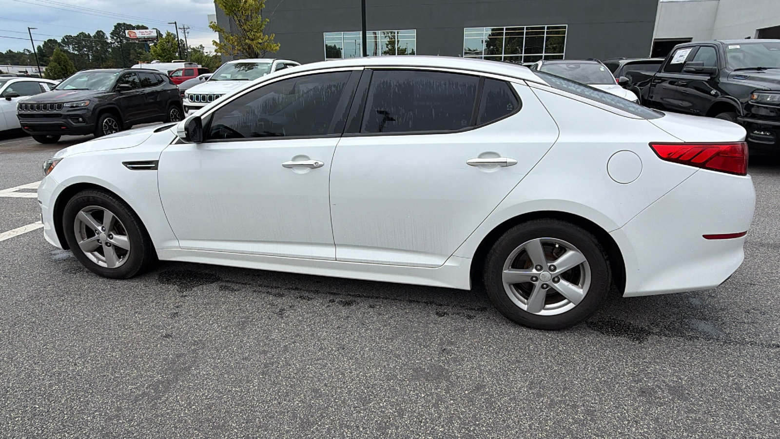 Used 2015 Kia Optima LX w/ LX Convenience Plus Package FWD image 11