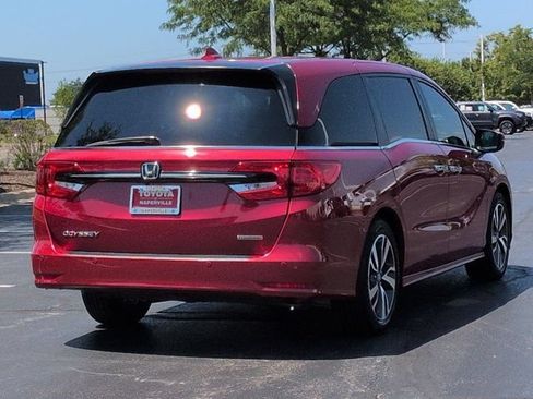 Used 2023 Honda Odyssey Touring image 5