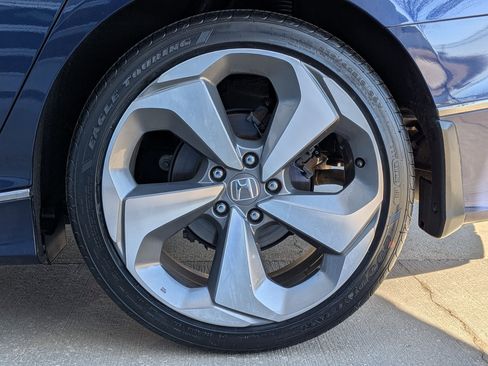 Certified 2020 Honda Accord Touring image 33