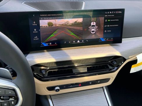 New 2026 BMW 330i 330i NA w/ M Sport Package image 6