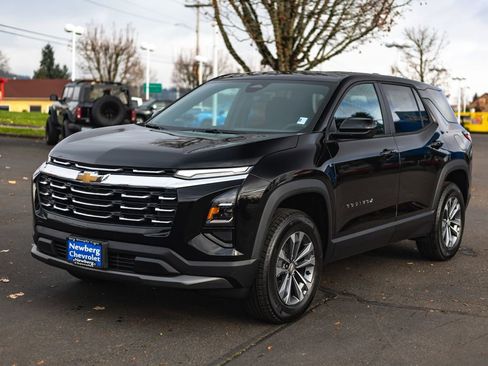 New 2026 Chevrolet Equinox LT w/ LPO, Floor Liner Package image 4