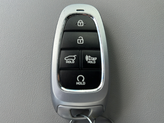 Used 2025 Hyundai Palisade SEL FWD image 31
