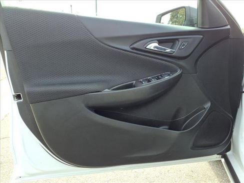 Used 2020 Chevrolet Malibu LS image 21