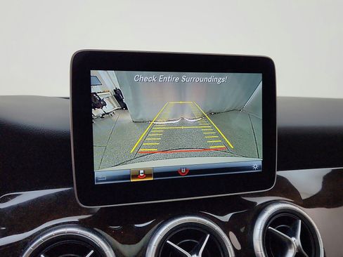 Used 2019 Mercedes-Benz CLA 250 image 21