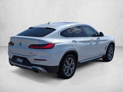 Used 2022 BMW X4 xDrive30i w/ Parking Assistance Package AWD/4WD image 5