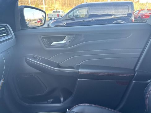 New 2026 Ford Escape ST-Line w/ Cold Weather Package image 23