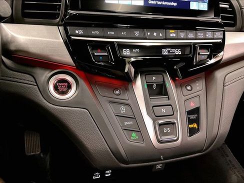 Used 2025 Honda Odyssey Sport-L image 30