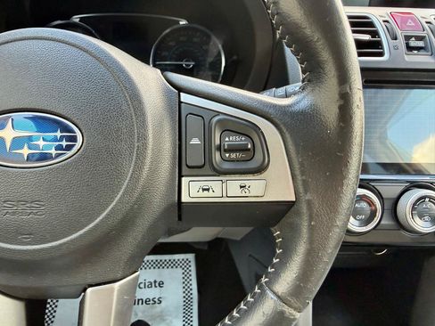 Used 2017 Subaru Forester 2.5i Limited AWD/4WD image 21