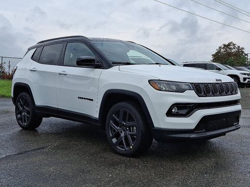 New 2026 Jeep Compass Limited w/ Sun, Sound & Navigation Group AWD/4WD image 2
