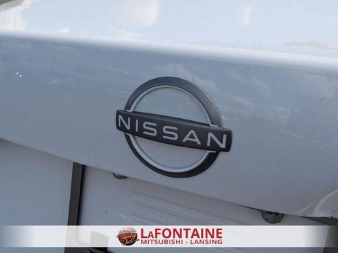 Used 2024 Nissan Sentra SV FWD image 9