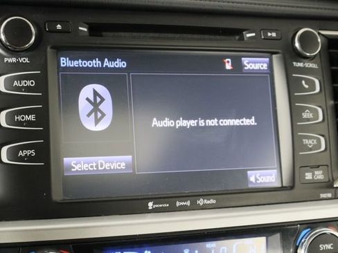 Used 2019 Toyota Highlander XLE image 31