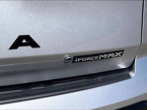 Used 2026 Toyota Sequoia Platinum image 10