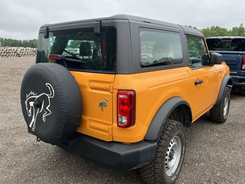 Used 2022 Ford Bronco 2-Door AWD/4WD image 3