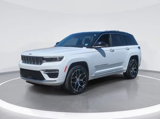 Used 2022 Jeep Grand Cherokee Summit AWD/4WD video 1