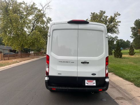 Used 2023 Ford Transit 250 Medium Roof AWD w/ Load Area Protection Package image 4
