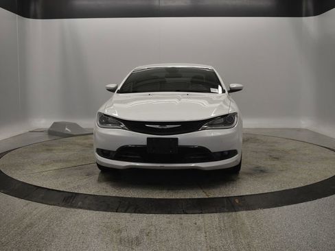 Used 2015 Chrysler 200 S w/ Navigation & Sound Group I image 17