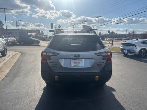 Used 2025 Subaru Outback Wilderness w/ Wilderness Package image 4