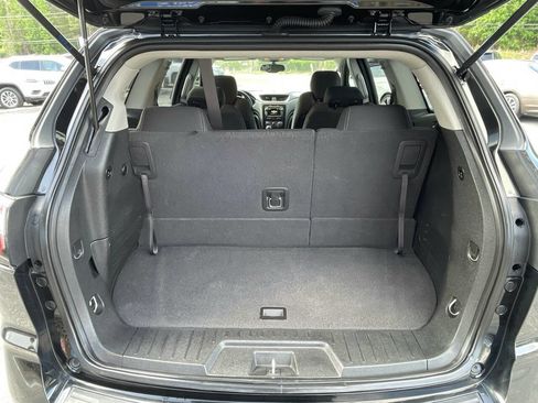 Used 2017 Chevrolet Traverse LT w/ Graphite Special Edition FWD image 8