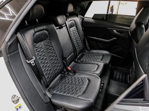 Used 2022 Audi RS Q8 image 38