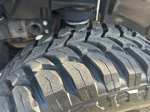 Used 2020 Jeep Wrangler Sport AWD/4WD image 33