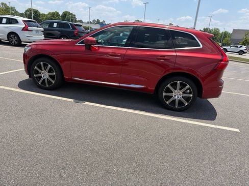 Used 2018 Volvo XC60 T5 Inscription w/ Convenience Package AWD/4WD image 16