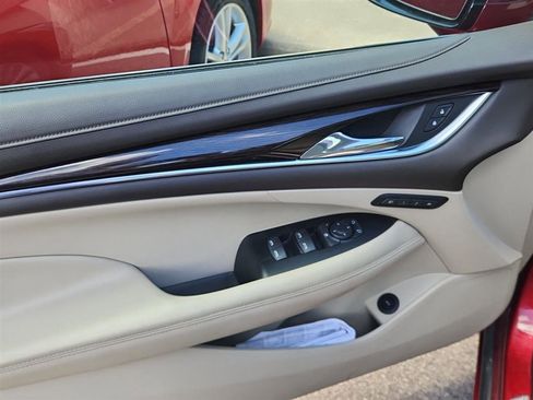 Used 2018 Buick LaCrosse Essence FWD image 12