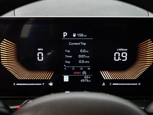 Certified 2025 Kia Sorento LX image 11