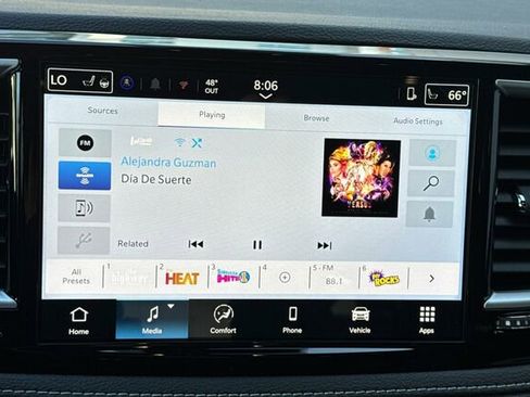 New 2026 Chrysler Pacifica Select image 16