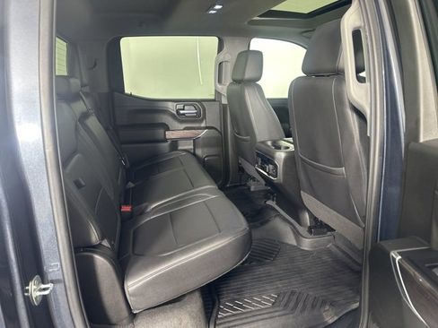 Used 2022 Chevrolet Silverado 1500 LTZ w/ LTZ Premium Package image 11