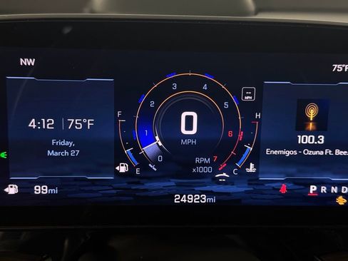 Used 2025 Chevrolet Suburban Premier image 16