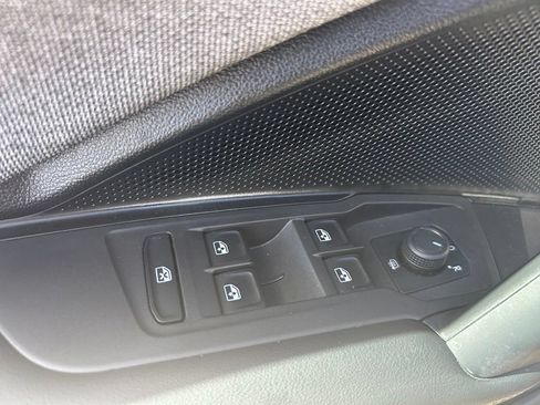 Certified 2026 Volkswagen Tiguan S FWD image 46