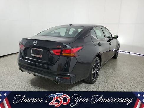 Used 2025 Nissan Altima 2.5 SR FWD image 5