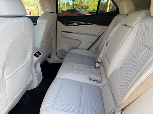 Used 2023 Buick Envision Preferred image 13