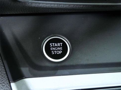 Used 2023 Audi Q3 2.0T Premium Plus w/ Premium Plus Package image 22