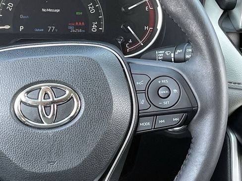 Used 2023 Toyota RAV4 XLE Premium FWD image 14