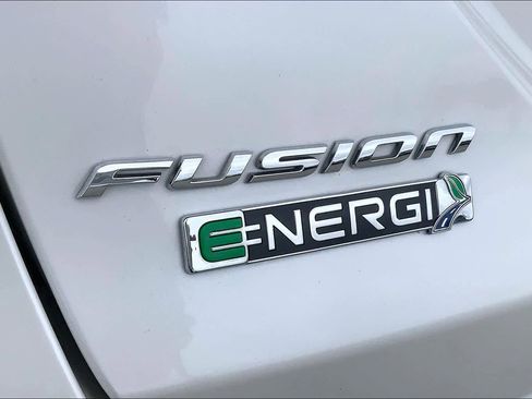 Used 2016 Ford Fusion Energi Titanium image 9