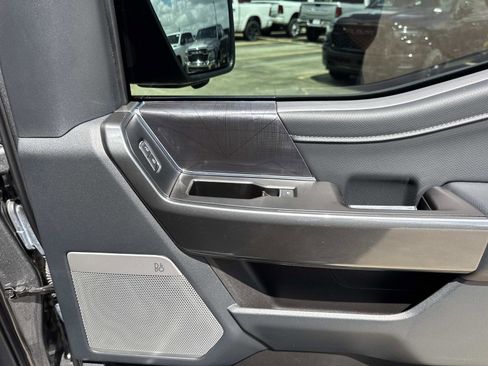 Used 2022 Ford F150 XLT w/ Equipment Group 302A High image 14