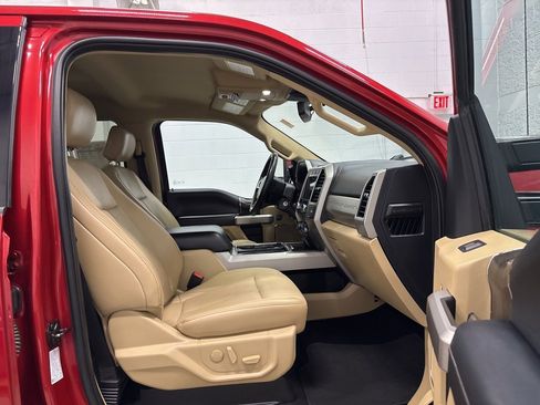 Used 2020 Ford F350 Lariat w/ Lariat Value Package image 33