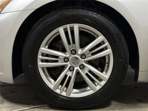 Used 2010 INFINITI G37 Sedan image 25