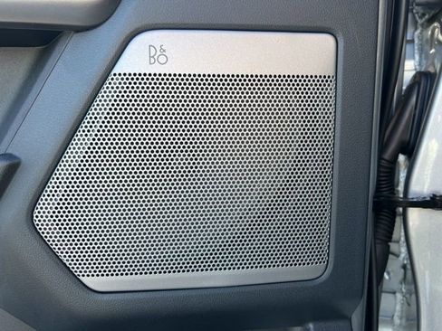 Used 2025 Ford F150 Lariat w/ Equipment Group 501A Mid image 26