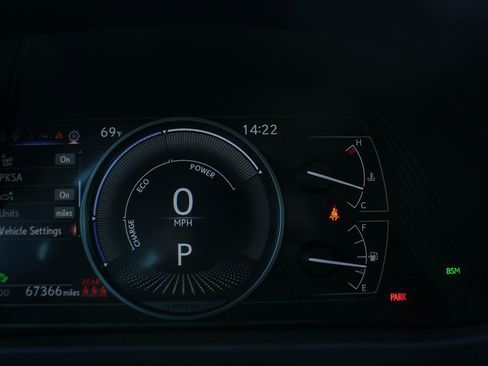 Used 2023 Lexus UX 250h FWD w/ Accessory Package (Z1) image 27