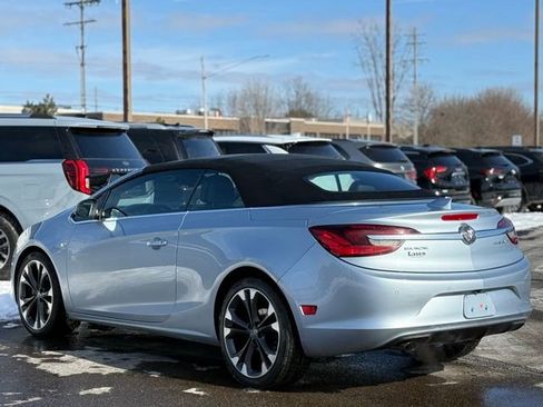 Used 2017 Buick Cascada Premium image 38