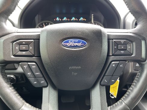 Used 2018 Ford F150 XLT w/ Equipment Group 302A Luxury AWD/4WD image 14